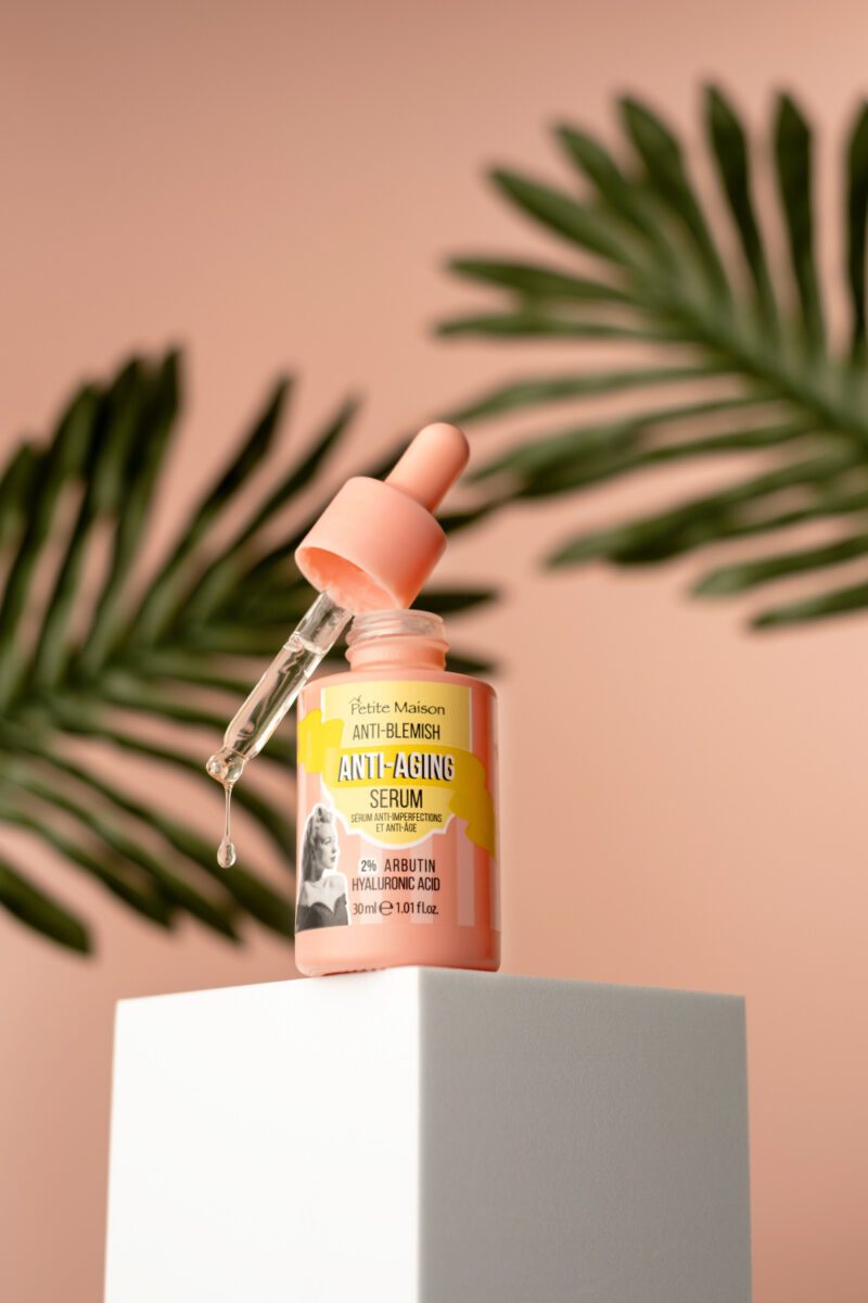 Petite Maison <br> Anti Blemish Anti Aging Serum - Image 3