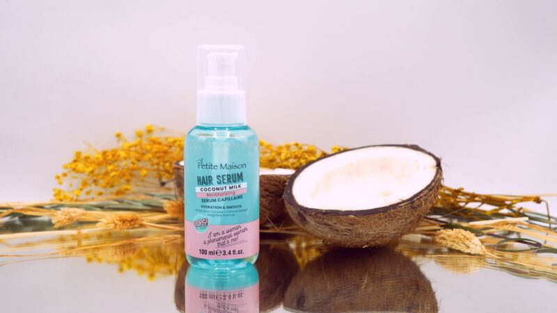 Petite Maison <br> Coconut Milk Hair Serum - Image 2