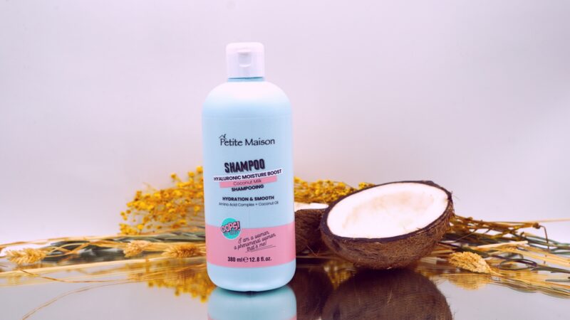 Petite Maison <br> Coconut Milk Shampoo - Image 2
