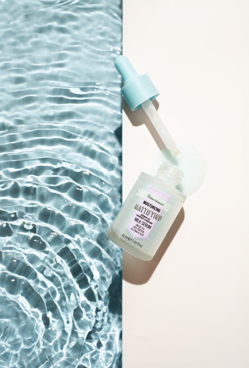 Petite Maison <br> Moisturizing Mattifying Milk Serum - Image 4